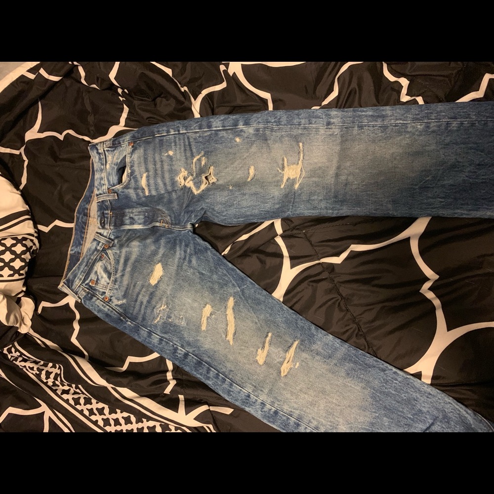 Levi jeans